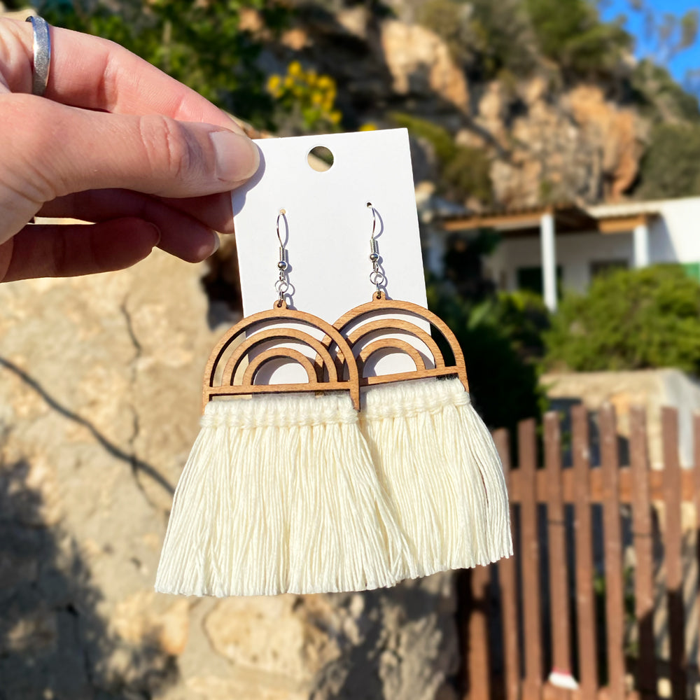 Blanca | Pendientes de cuerda de madera y macramé