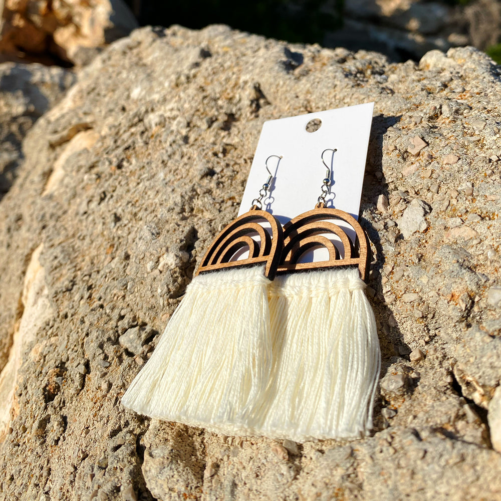 Blanca | Pendientes de cuerda de madera y macramé