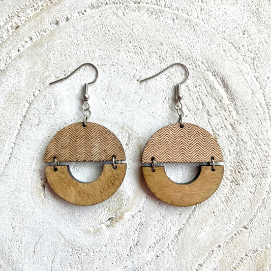 Deià | Boucles d’oreilles en bois gravées