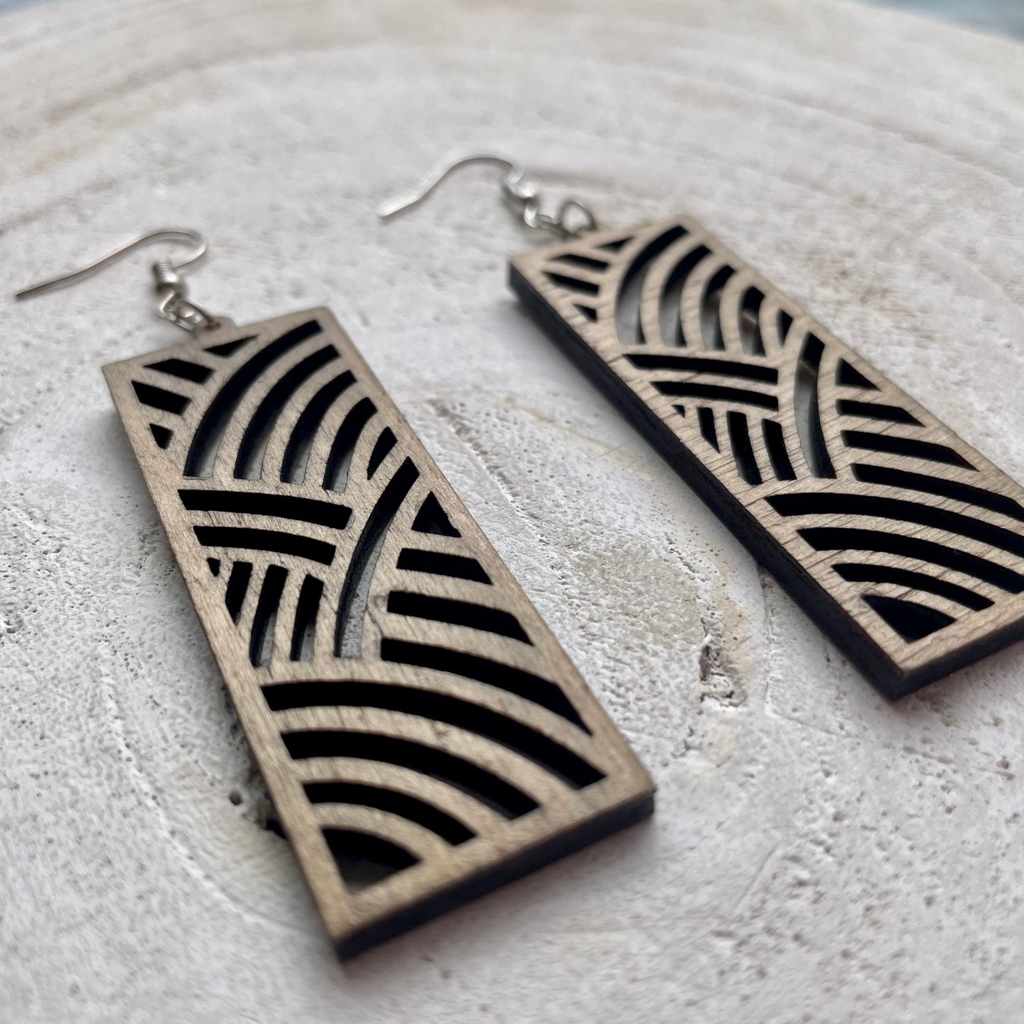 🌊 Surf sur la vague : Boucles d'Oreilles Rectangle à Motifs